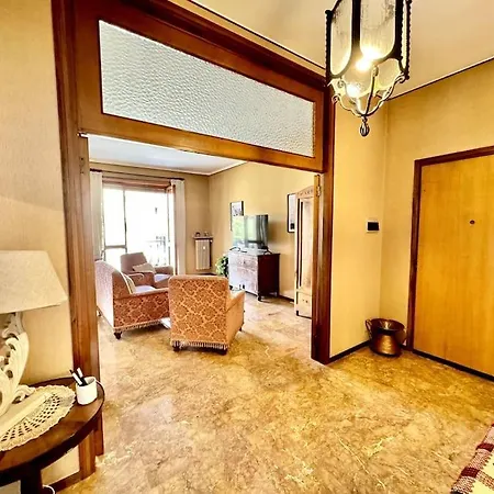 Apartment Luxury House Under The Old Town *