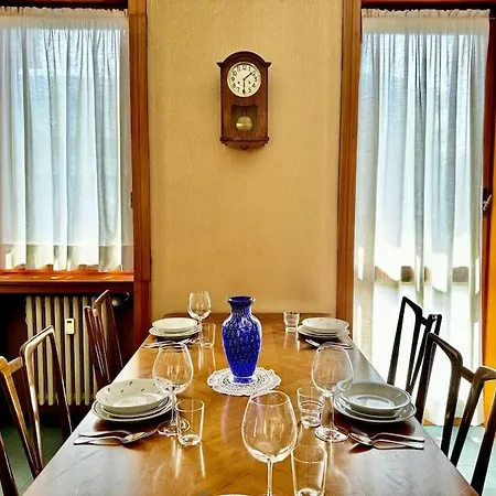 Luxury House Under The Old Town Apartment